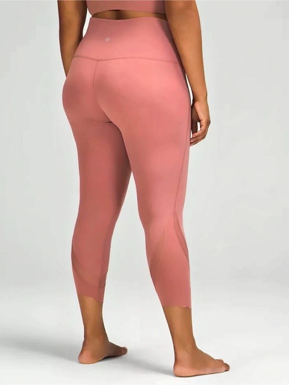 Lululemon /// Women’s Scalloped Fold Over Leggings - Size 6